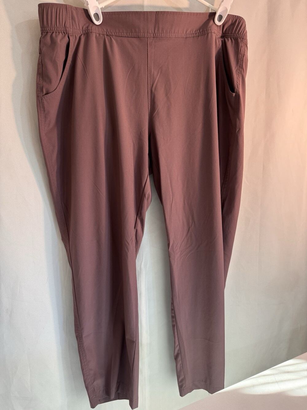 Eddie Bauer XL Womens Mauve Pink Pull on Quick Dry Ankle Pants Camping LY7